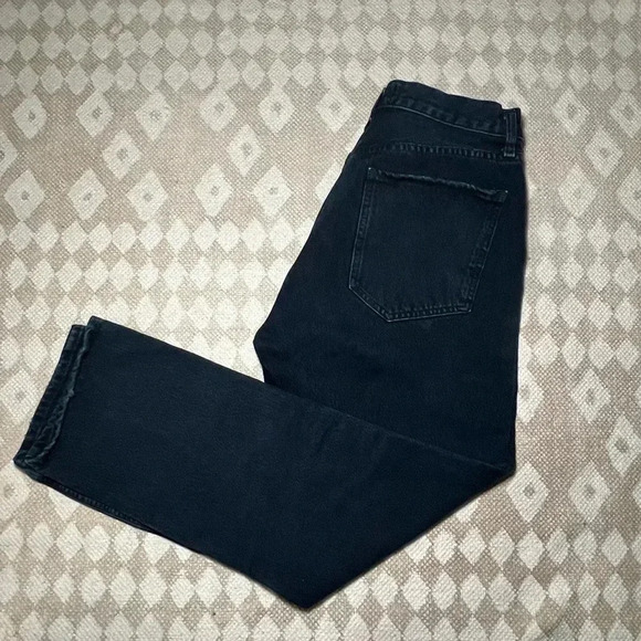 Agolde Riley High Rise Crop Jeans, color: Unseen - Picture 2 of 14